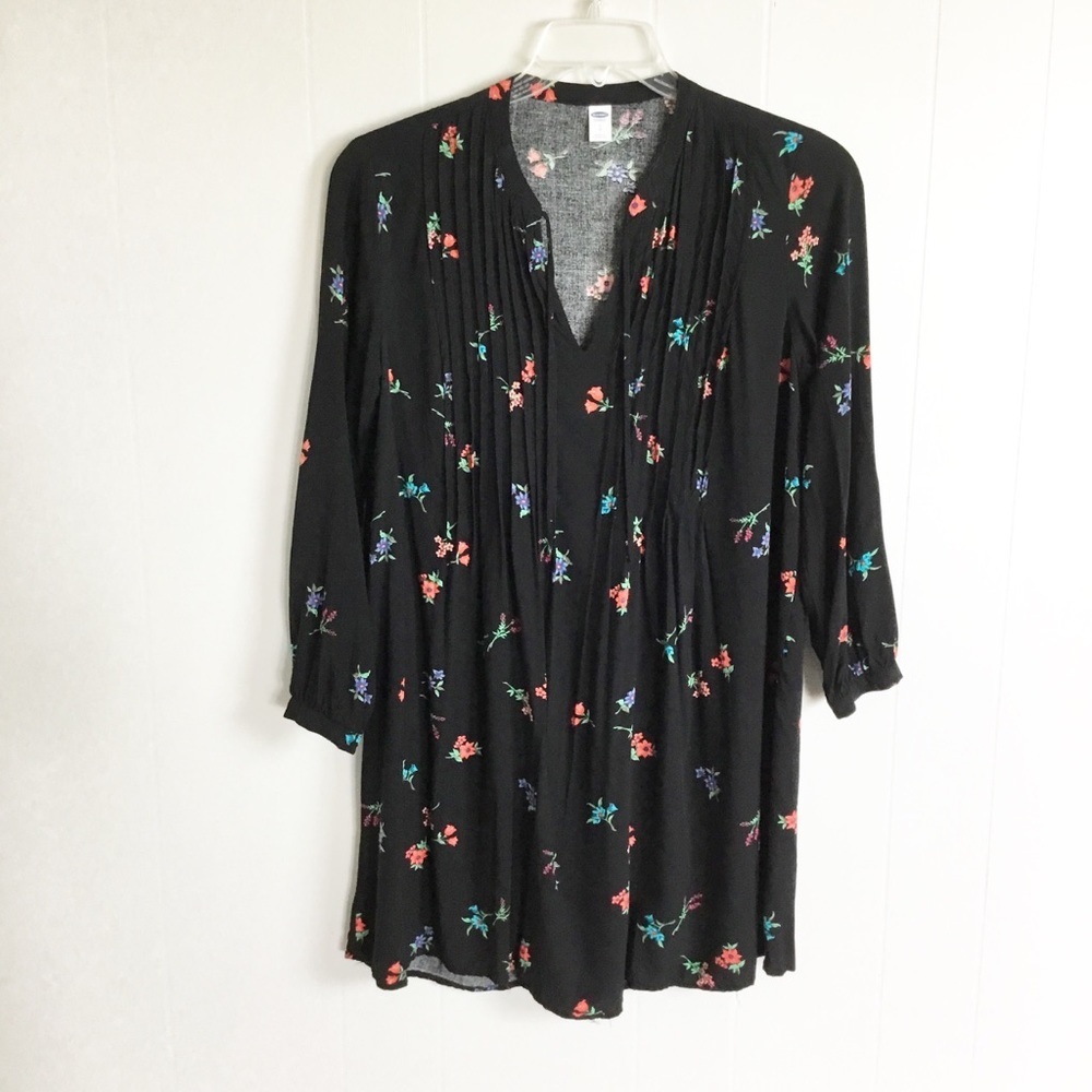 Old Navy Black Dress Floral Size S Flowers
